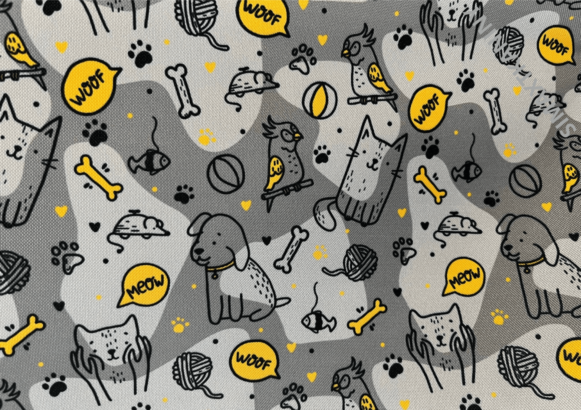 Tkanina Animals 40 – materiał z motywem zwierzęcym przeznaczony do szycia legowisk, mat, poduszek, posłań oraz akcesoriów dla psów i kotów
